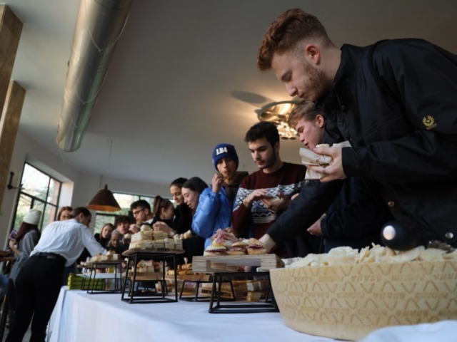 Technoragazze-buffet (3)